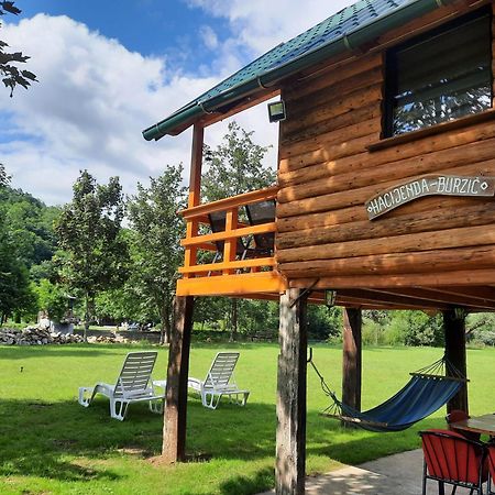 Hacienda Burzic Apartment Kulen Vakuf Bagian luar foto