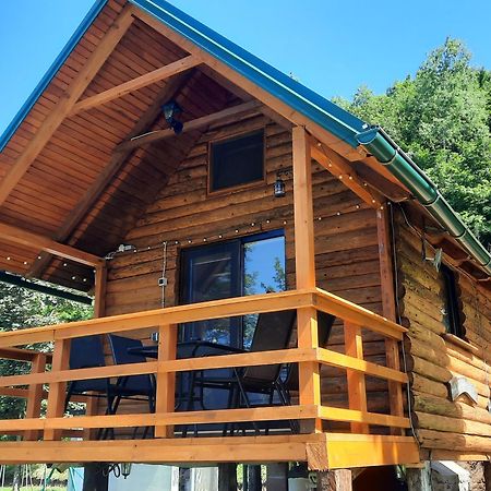 Hacienda Burzic Apartment Kulen Vakuf Bagian luar foto