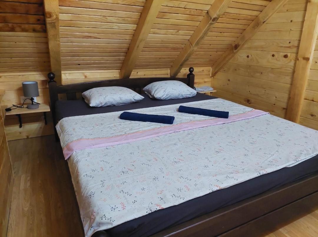 Hacienda Burzic Apartment Kulen Vakuf Bagian luar foto