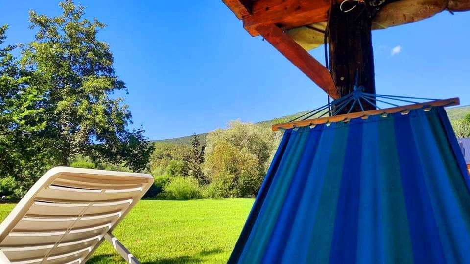Hacienda Burzic Apartment Kulen Vakuf Bagian luar foto